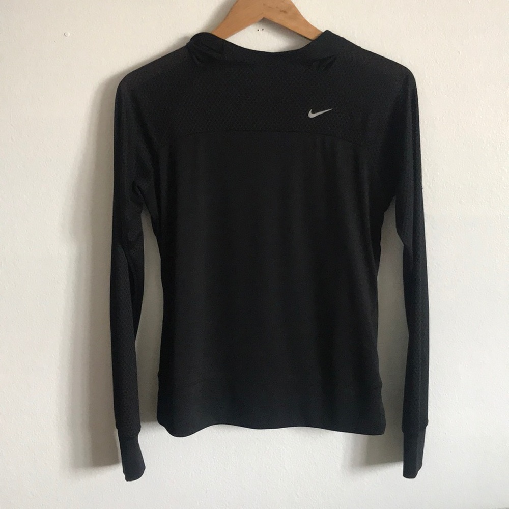 Nike black hoodie workout sweater